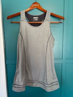 Layer 8 Gray Athletic Tank Top - Heather Gray Performance Qwick-Dry Size Large